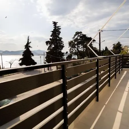 La Casa New Coastal Apartment&jacuzzi Volos