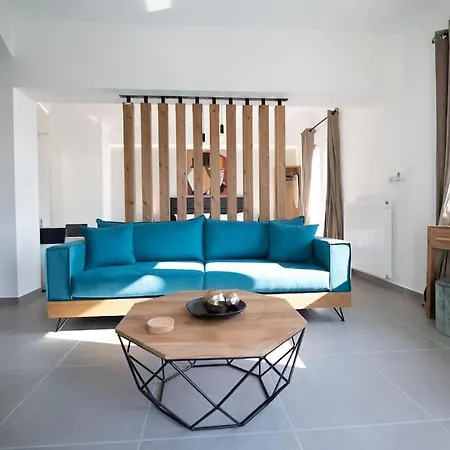 La Casa New Central Coastal & Jacuzzi * Volos