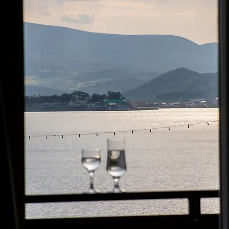 La Casa New Coastal & Jacuzzi アパート