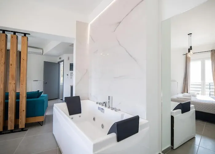 La Casa New Coastal Apartment&jacuzzi Volos