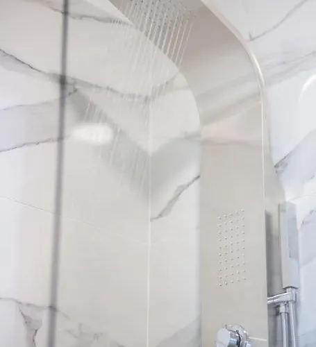 La Casa New Coastal & Jacuzzi Volos